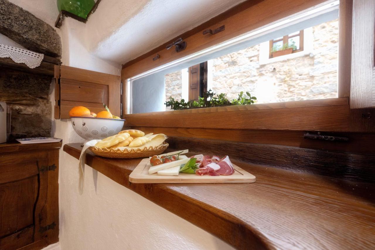 Casa Masini Bed and Breakfast Fonni Εξωτερικό φωτογραφία