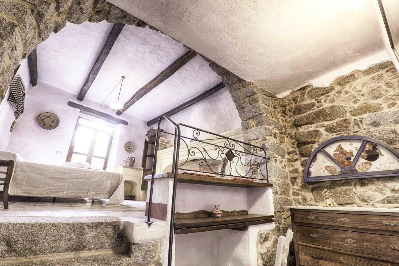 Casa Masini Bed and Breakfast Fonni Εξωτερικό φωτογραφία
