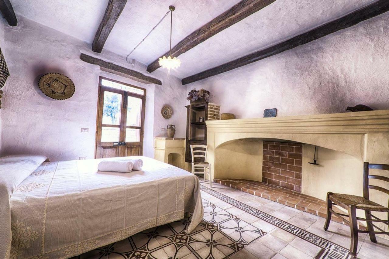 Casa Masini Bed and Breakfast Fonni Εξωτερικό φωτογραφία